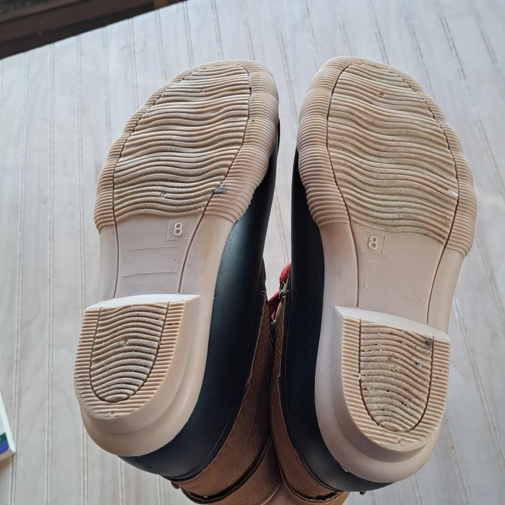 Maurices Jade Side Buckle Lace Up Duck Boot Red Lace Rainboots - Picture 8 of 12